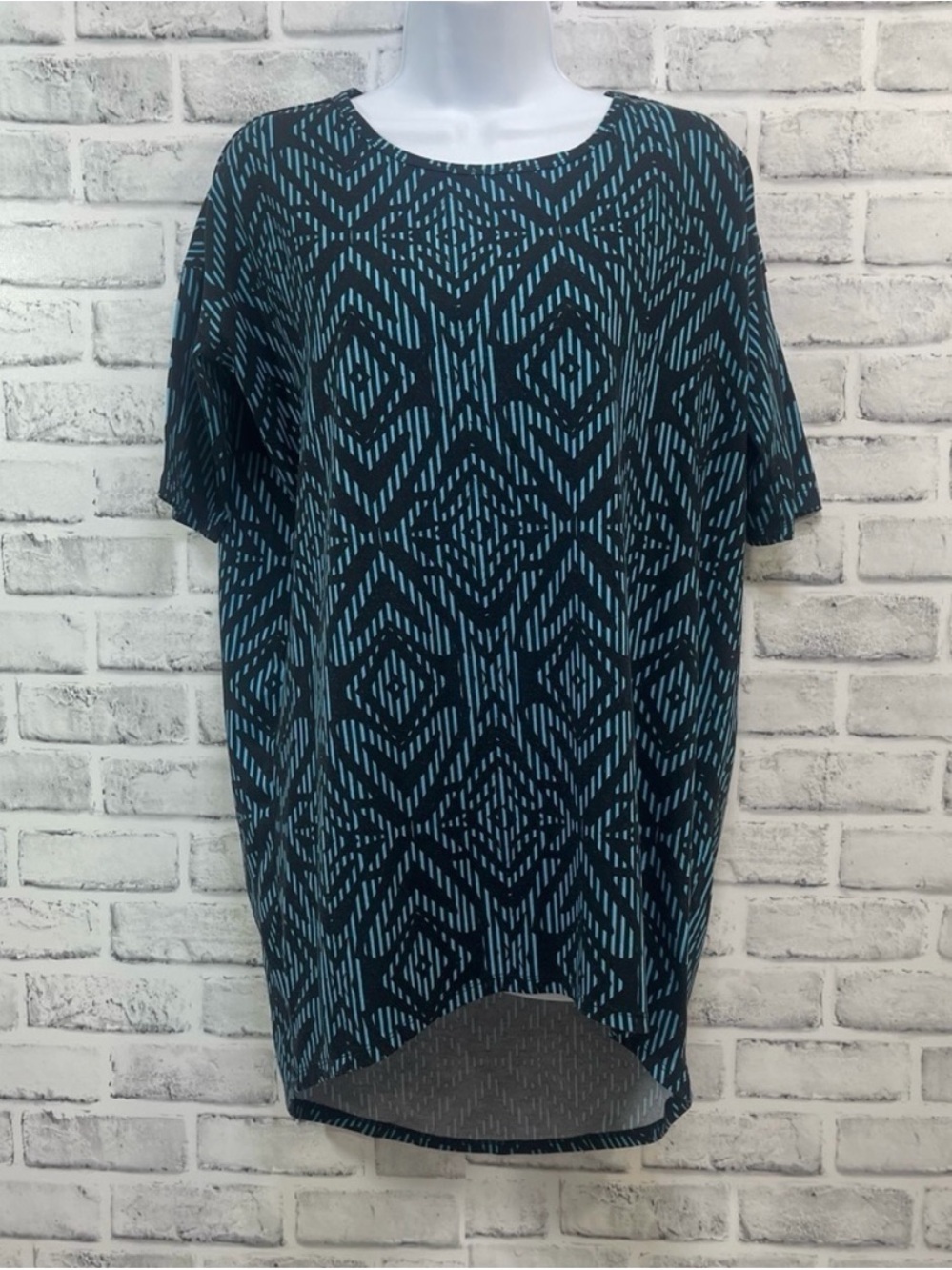 LulaRoe Teal and Black Irma Tunic Top XXS - Picture 2 of 9